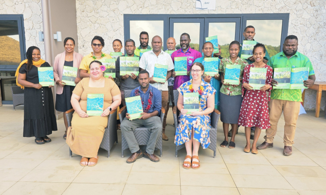 photo of participants of the Vanuatu launch